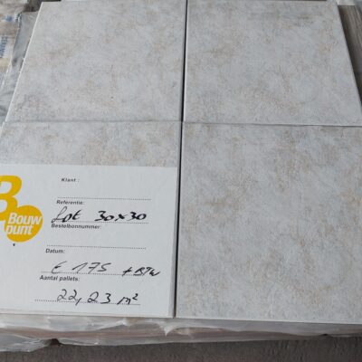 LOT 11 - 30x30